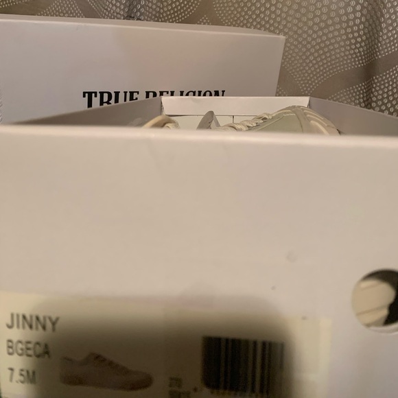🆕TRUE RELIGION Jinny Beige Canvas Lace Up Sneakers - Picture 13 of 14